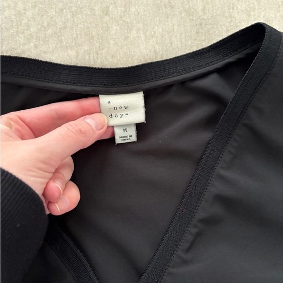 A New Day Black Tank Top with V-Neckline - Picture 2 of 4